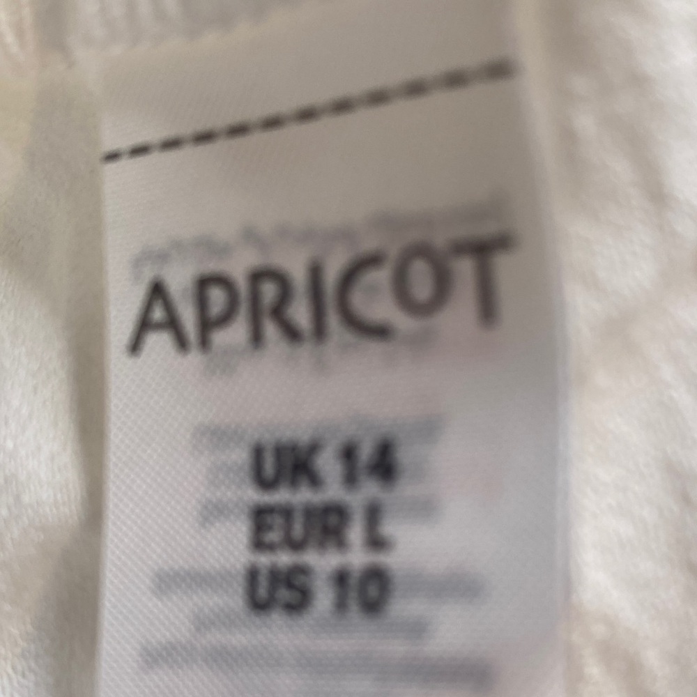 APRICOT Ivory Ruffle Top - Picture 13 of 14